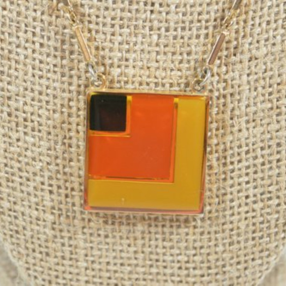 Sarah Coventry Jewelry - Sarah Coventry Front Row Necklace